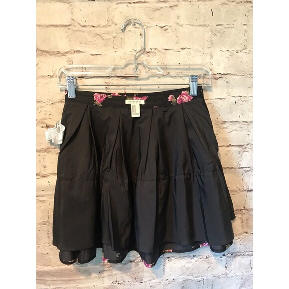 Forever 21 Floral skirt sz 25 black pink mini career pleats side zipper lined - Picture 9 of 9